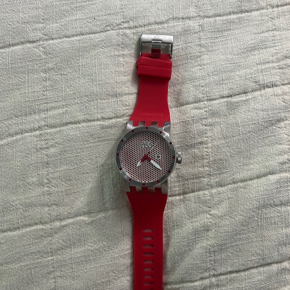 INVICTA DNA mesh red men's watch